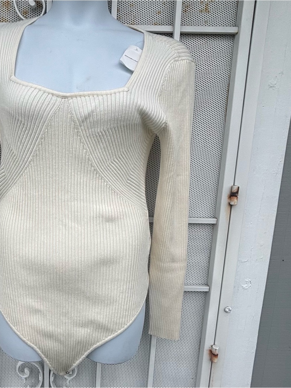 Abercrombie & Fitch XL Elevated Ribbed Knit square-Neck Bodysuit L/S Cream NWT